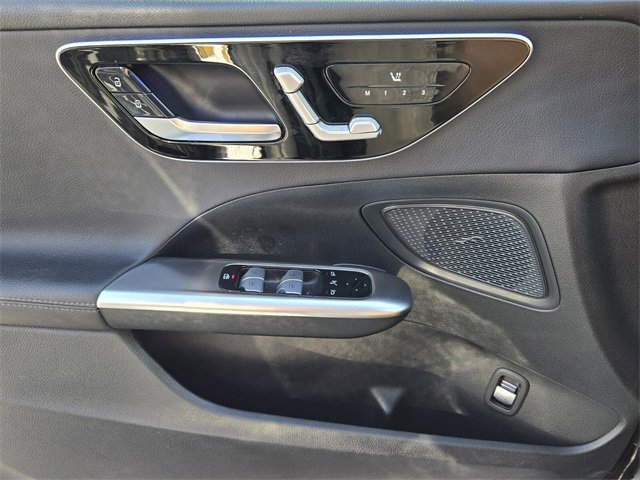 Used 2023 Mercedes-Benz C 300 Sedan image 29