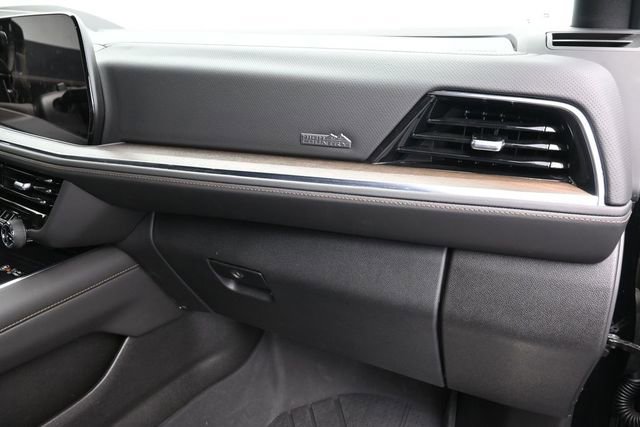 Used 2025 Chevrolet Tahoe High Country w/ Sun And Tow Package AWD/4WD image 38