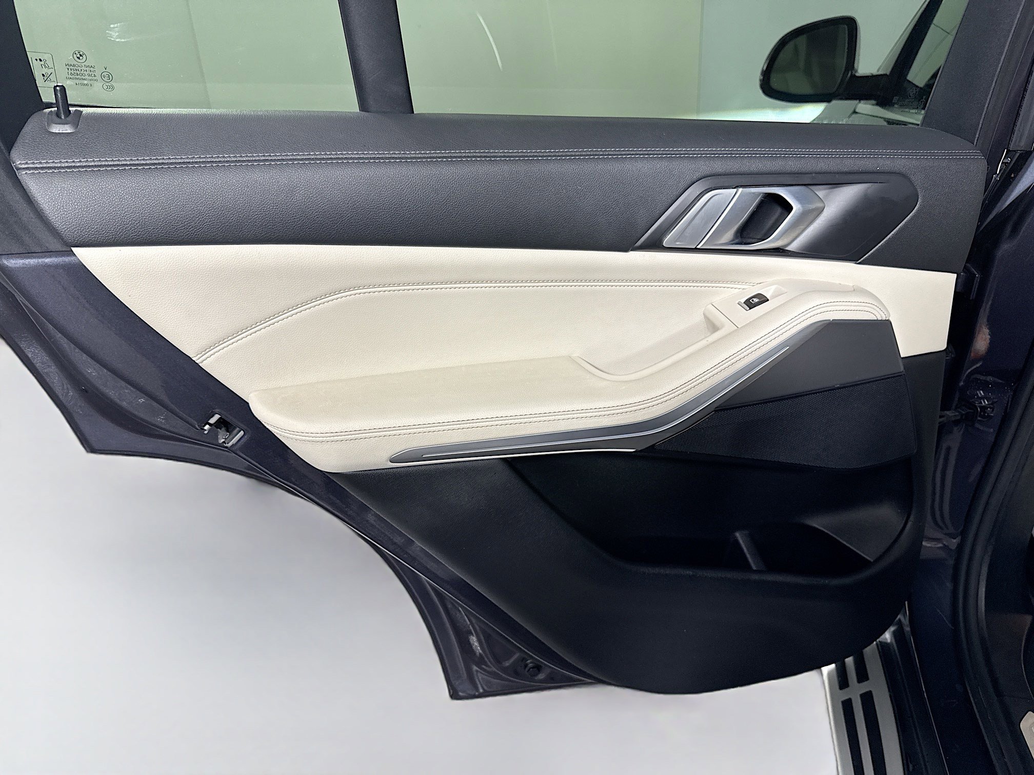 Used 2019 BMW X5 xDrive40i w/ Convenience Package image 26