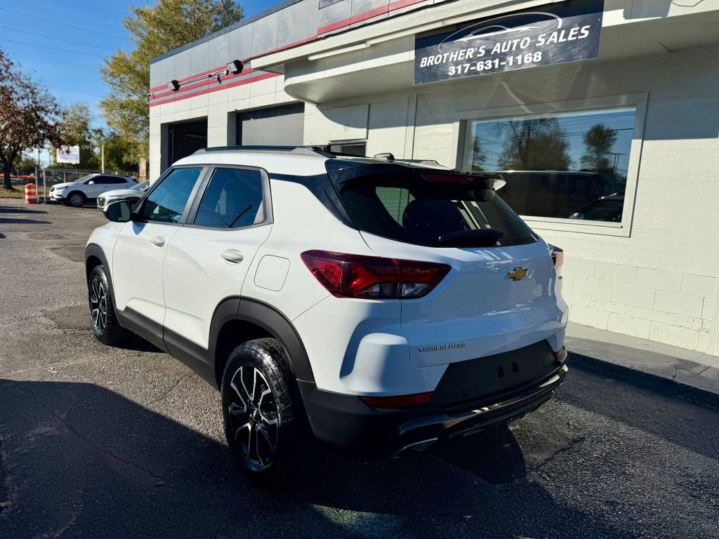 Used 2021 Chevrolet TrailBlazer ACTIV w/ Sun and Liftgate Package image 8