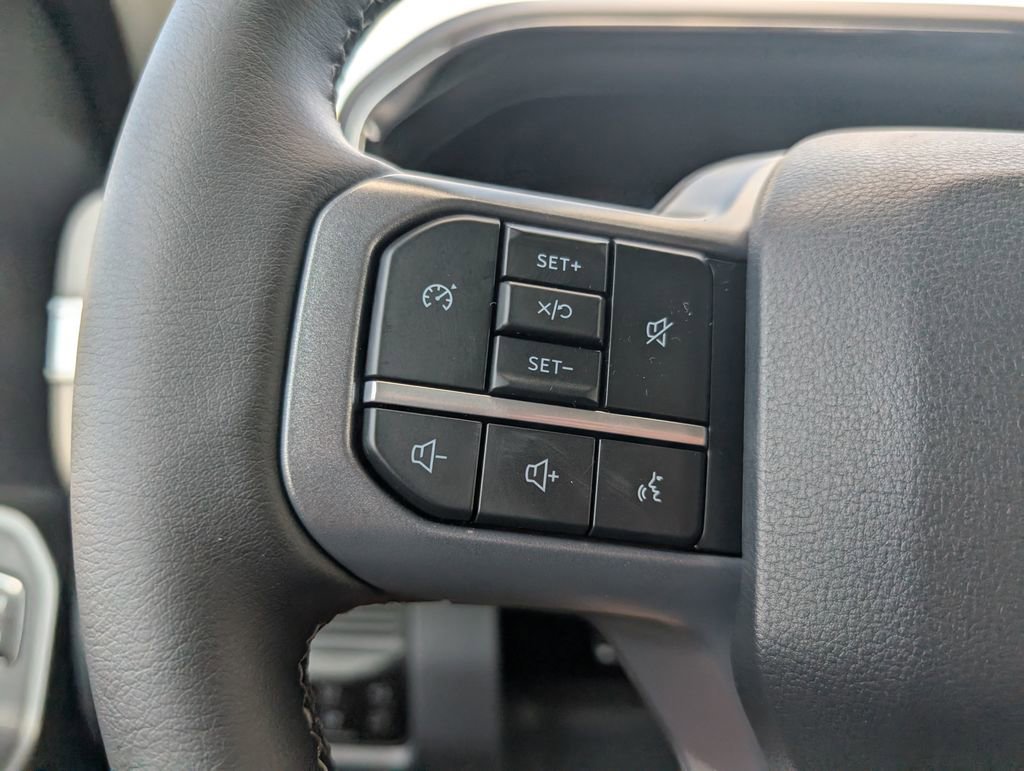 New 2026 Ford F350 Lariat w/ Black Appearance Package image 10