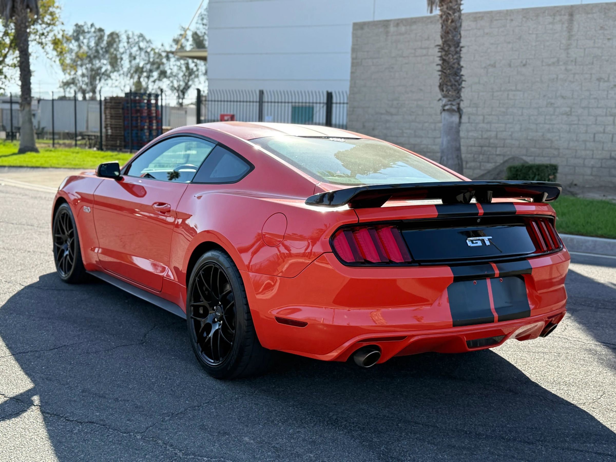 Used 2016 Ford Mustang GT w/ GT Performance Package image 10