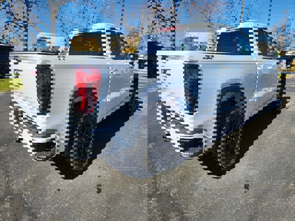 New 2026 GMC Sierra 1500 Elevation image 3