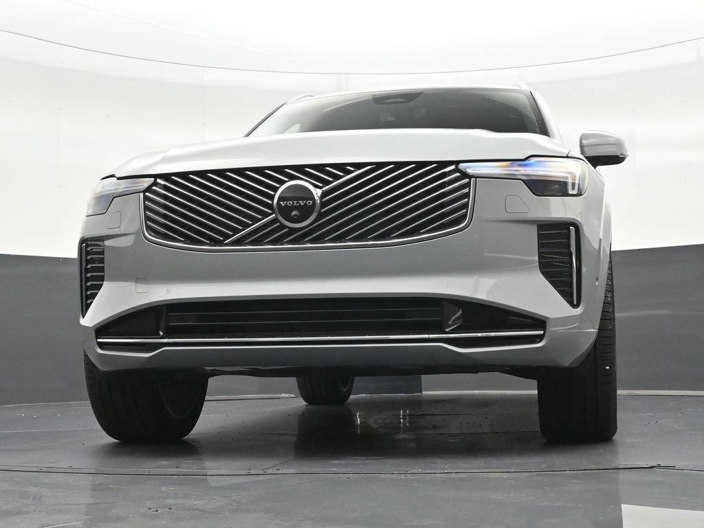New 2026 Volvo XC90 B6 Plus w/ Protection Package Premier AWD/4WD image 24
