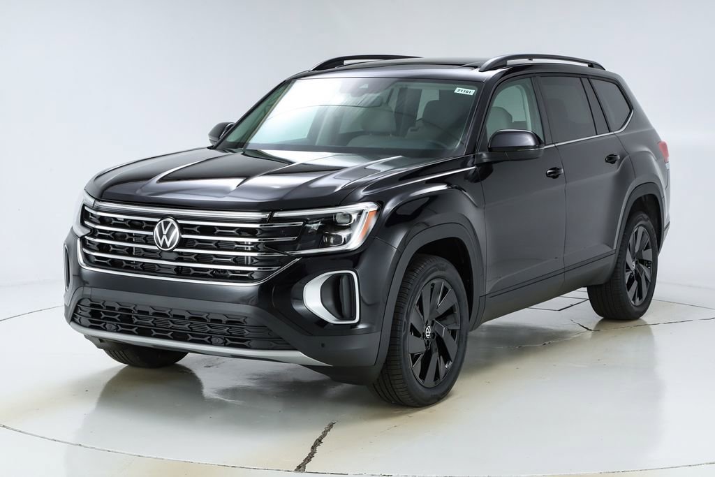 New 2026 Volkswagen Atlas SE image 1