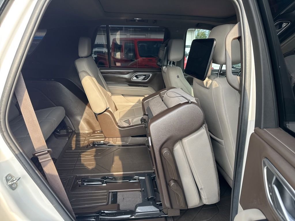 Used 2021 Chevrolet Tahoe Z71 w/ Rear Media and Nav Package image 20