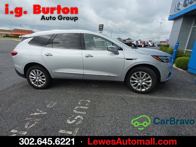 Used 2021 Buick Enclave Essence w/ Sound and Sites Package FWD image 4
