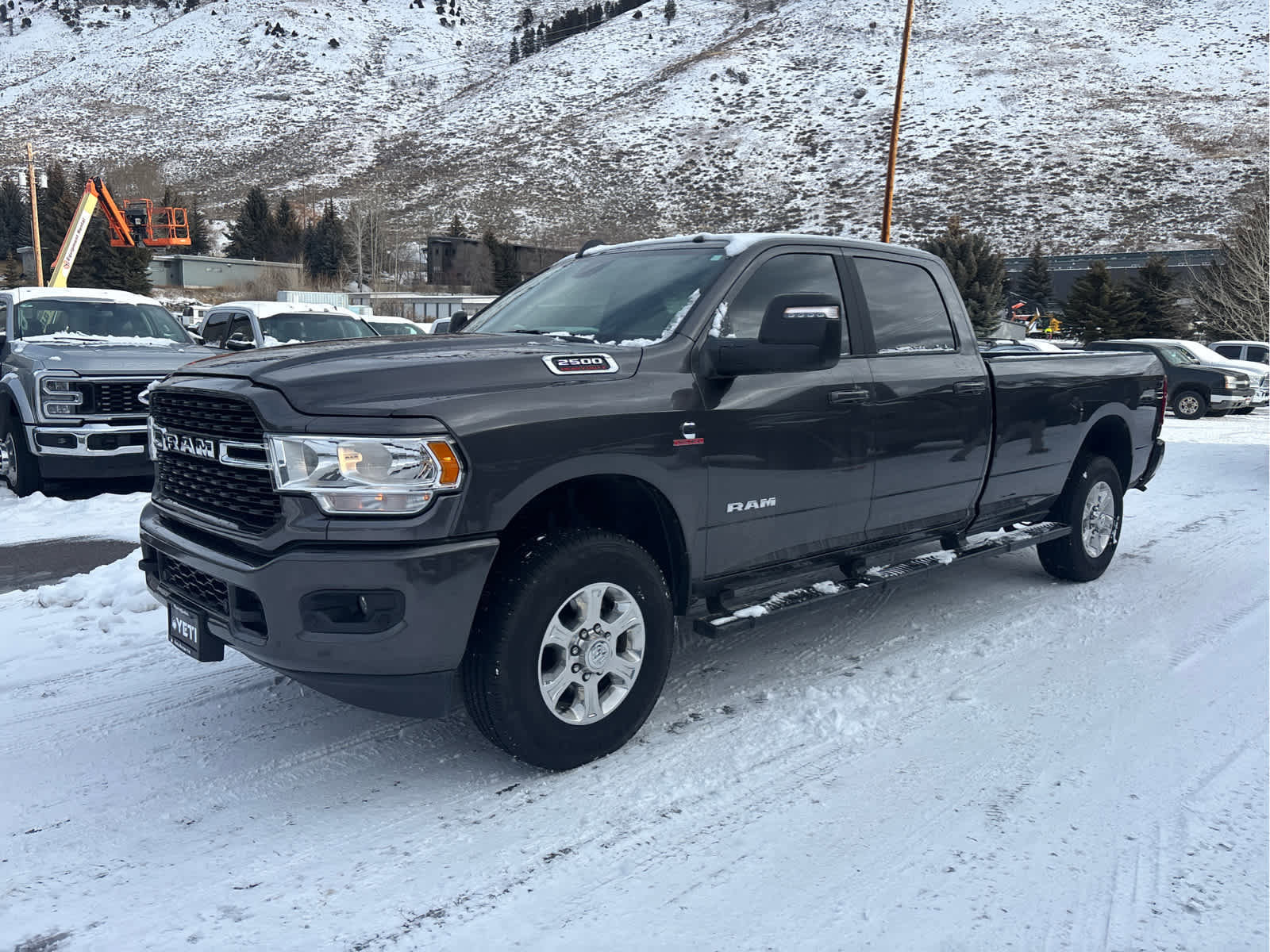 Used 2024 RAM 2500 Big Horn w/ Sport Appearance Package image 3