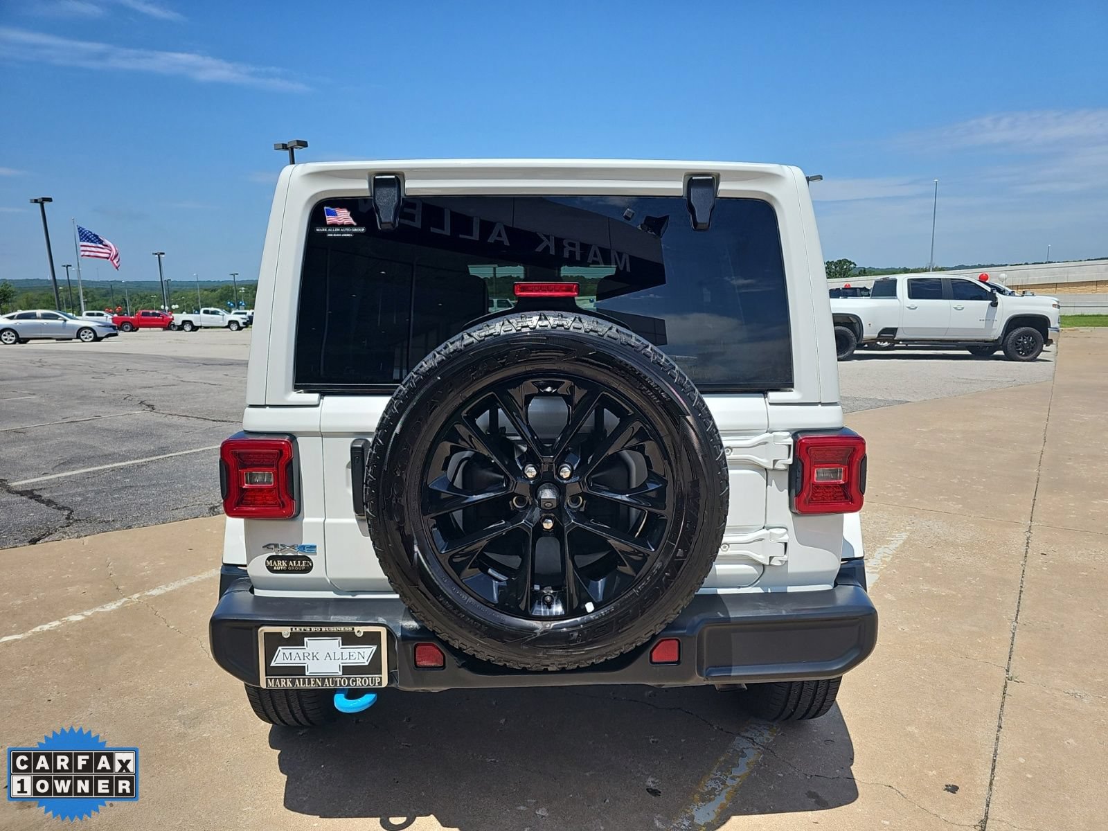 Used 2024 Jeep Wrangler Unlimited Sahara AWD/4WD image 5