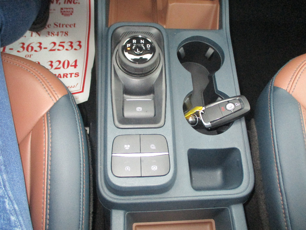 Used 2022 Ford Maverick Lariat image 11