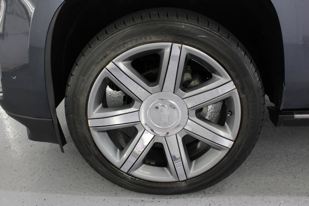 Used 2019 Cadillac Escalade ESV Premium Luxury AWD/4WD image 85