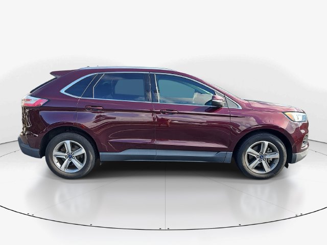 Used 2019 Ford Edge SEL w/ Equipment Group 201A FWD image 2