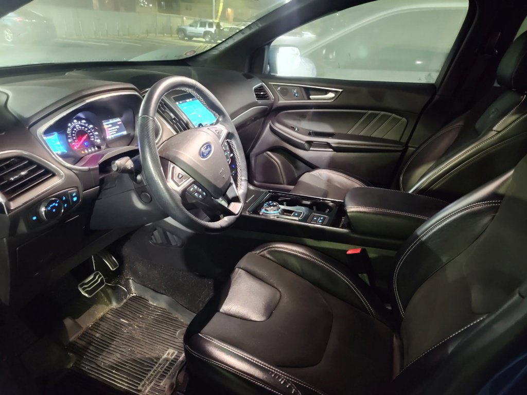 Used 2019 Ford Edge ST w/ Equipment Group 401A AWD/4WD image 10
