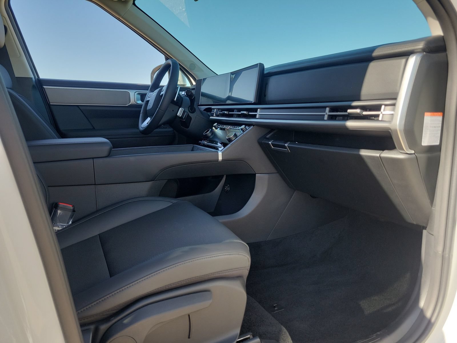 New 2026 Hyundai Santa Fe SEL FWD image 17