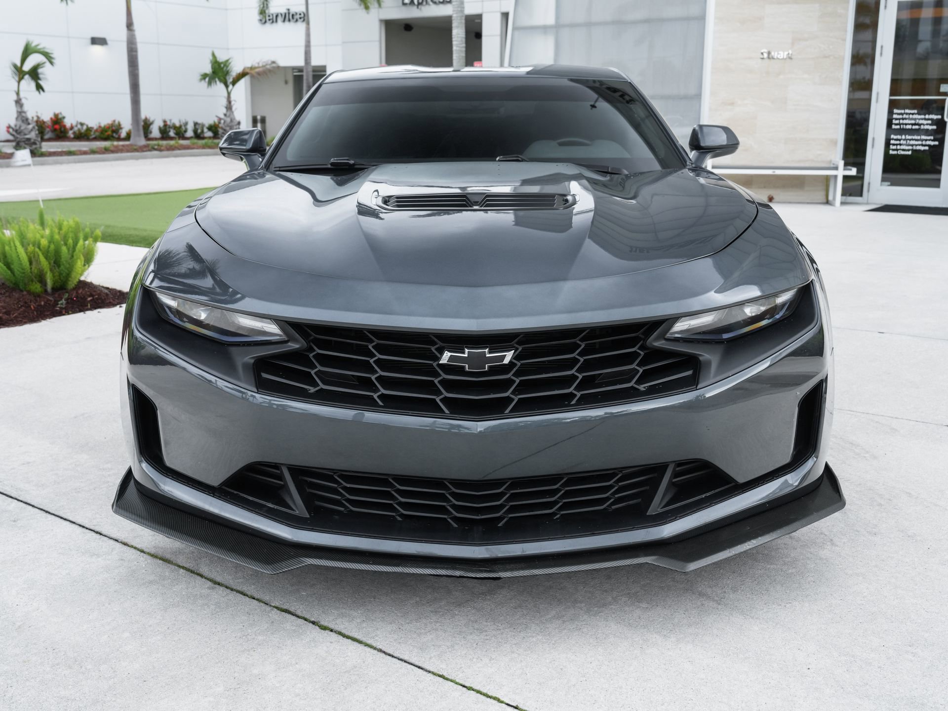 Used 2023 Chevrolet Camaro LT w/ Technology Package RWD image 5