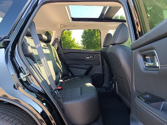 New 2026 Nissan Rogue Platinum AWD/4WD image 29
