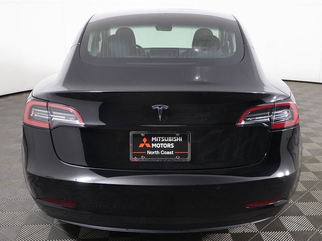 Used 2019 Tesla Model 3 Standard Range Plus image 12