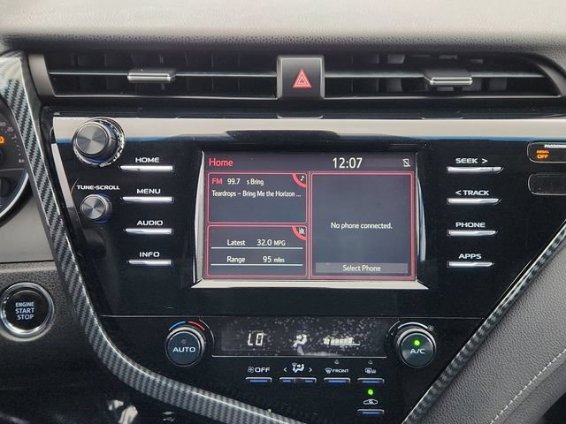 Used 2018 Toyota Camry SE w/ Moonroof Package FWD image 40