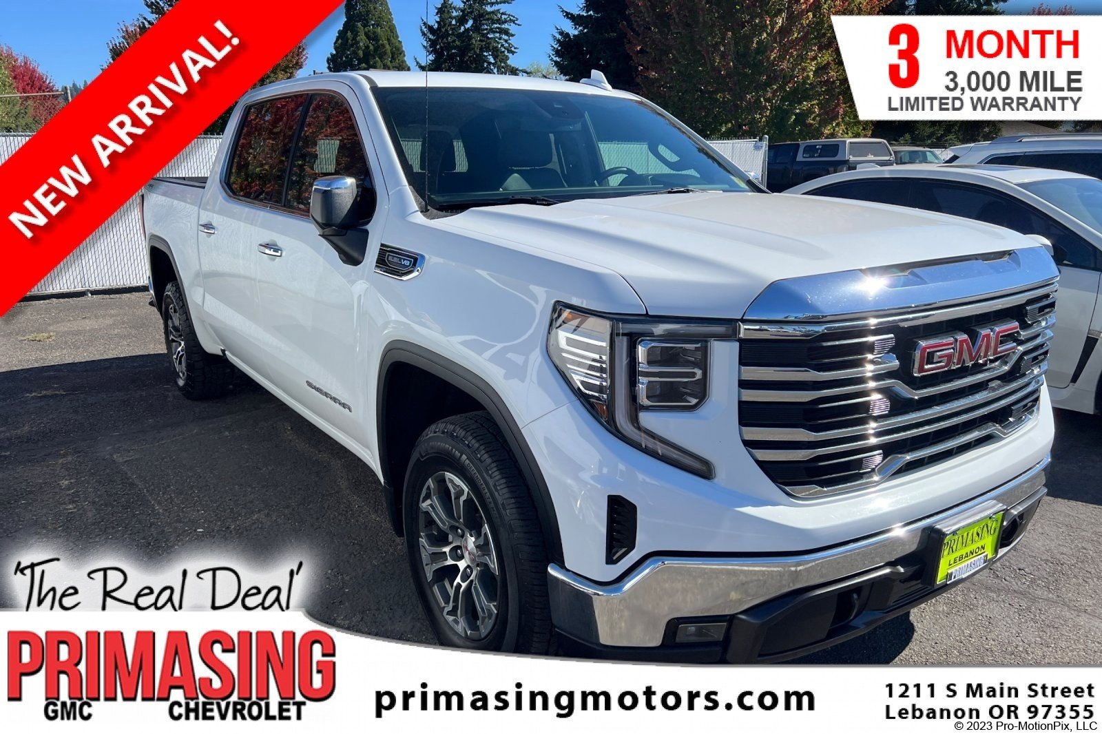 Used 2024 GMC Sierra 1500 SLT image 1