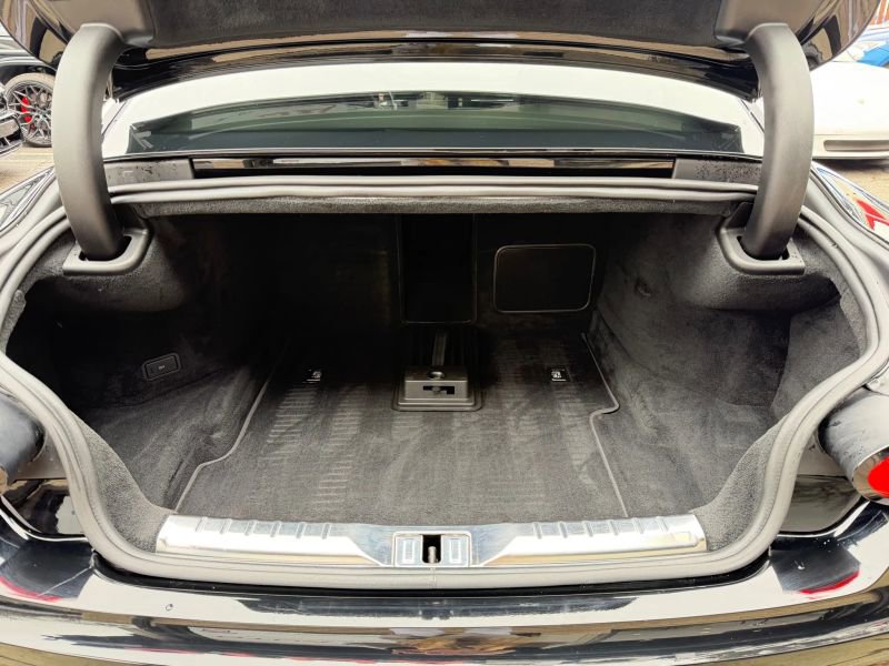 Used 2020 Bentley Continental GT image 31