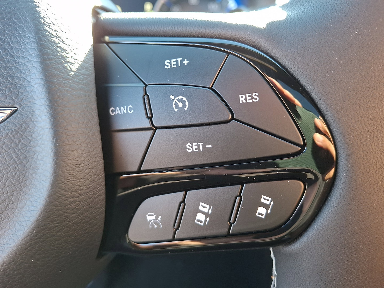 New 2026 Chrysler Pacifica Limited w/ S Appearance Package image 20