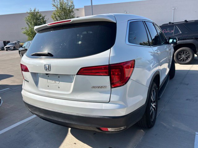 Used 2017 Honda Pilot EX image 4