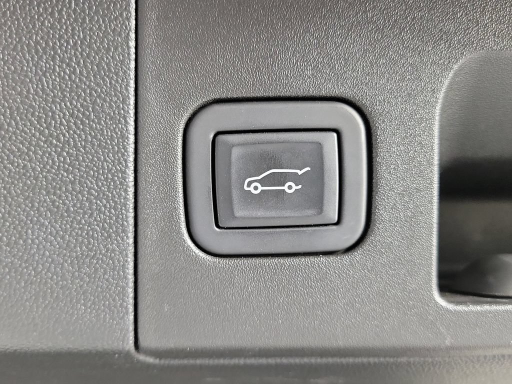 Certified 2023 Cadillac XT5 Luxury FWD image 9