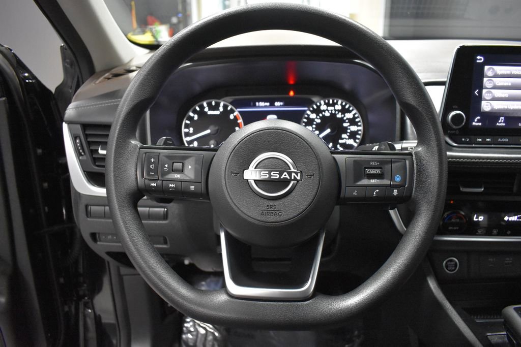 Certified 2023 Nissan Rogue SV image 24
