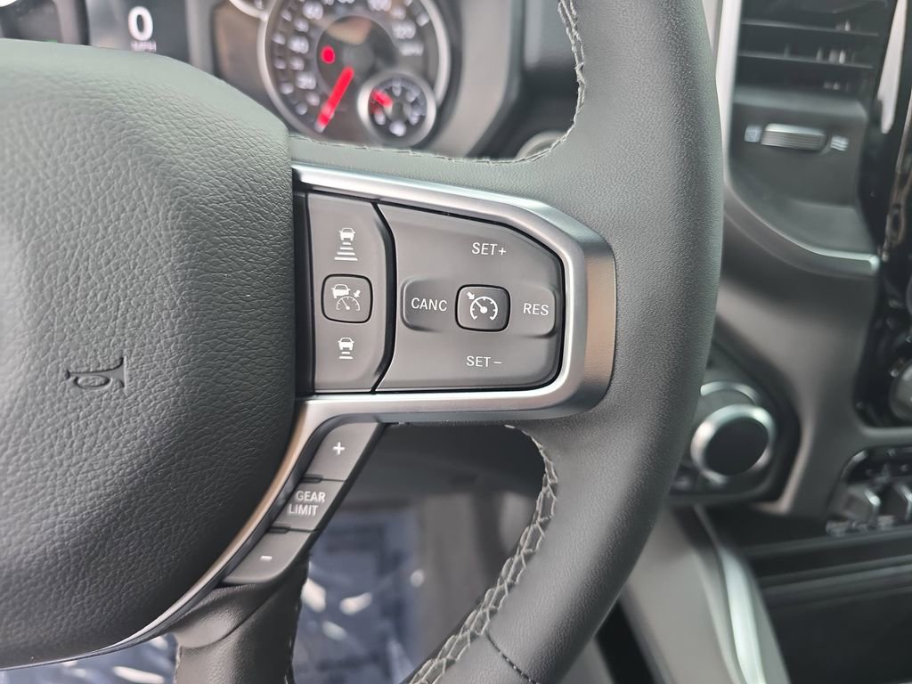 New 2026 RAM 1500 Big Horn AWD/4WD image 18