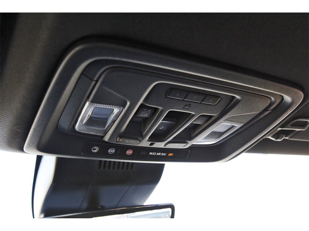 Used 2025 Chevrolet Silverado 1500 High Country w/ High Country Premium Package image 24