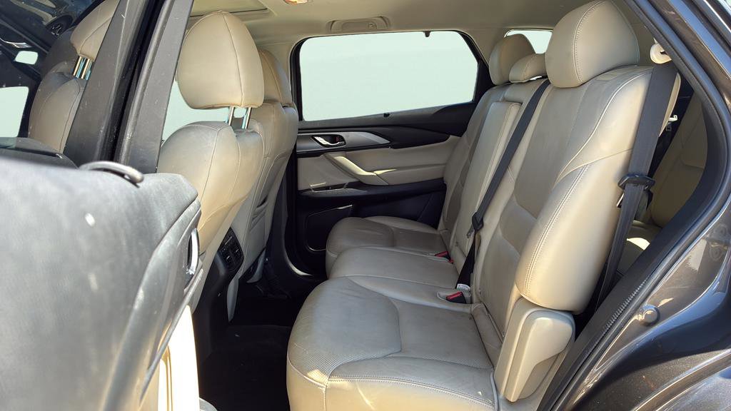 Used 2018 MAZDA CX-9 Touring w/ Touring Premium Package image 16