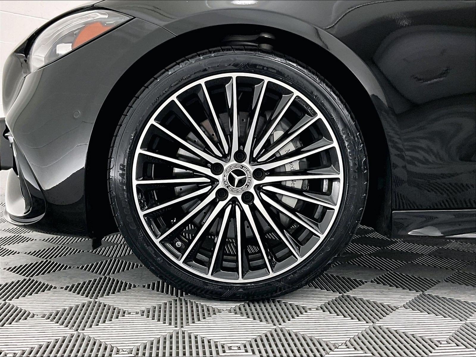 Certified 2024 Mercedes-Benz C 300 Sedan image 8