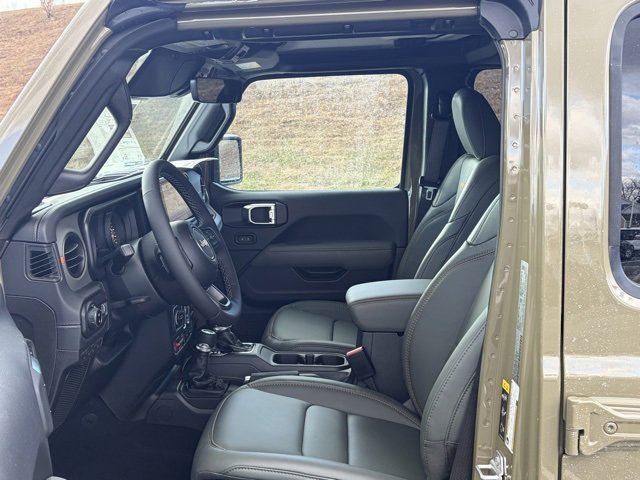 New 2026 Jeep Gladiator Mojave image 15