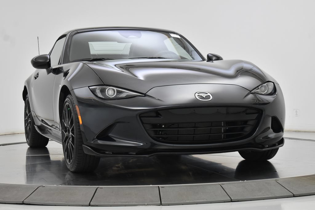 Used 2025 MAZDA MX-5 Miata RF Club RWD image 12
