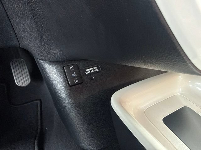Used 2018 Toyota Prius Prime Advanced FWD image 30