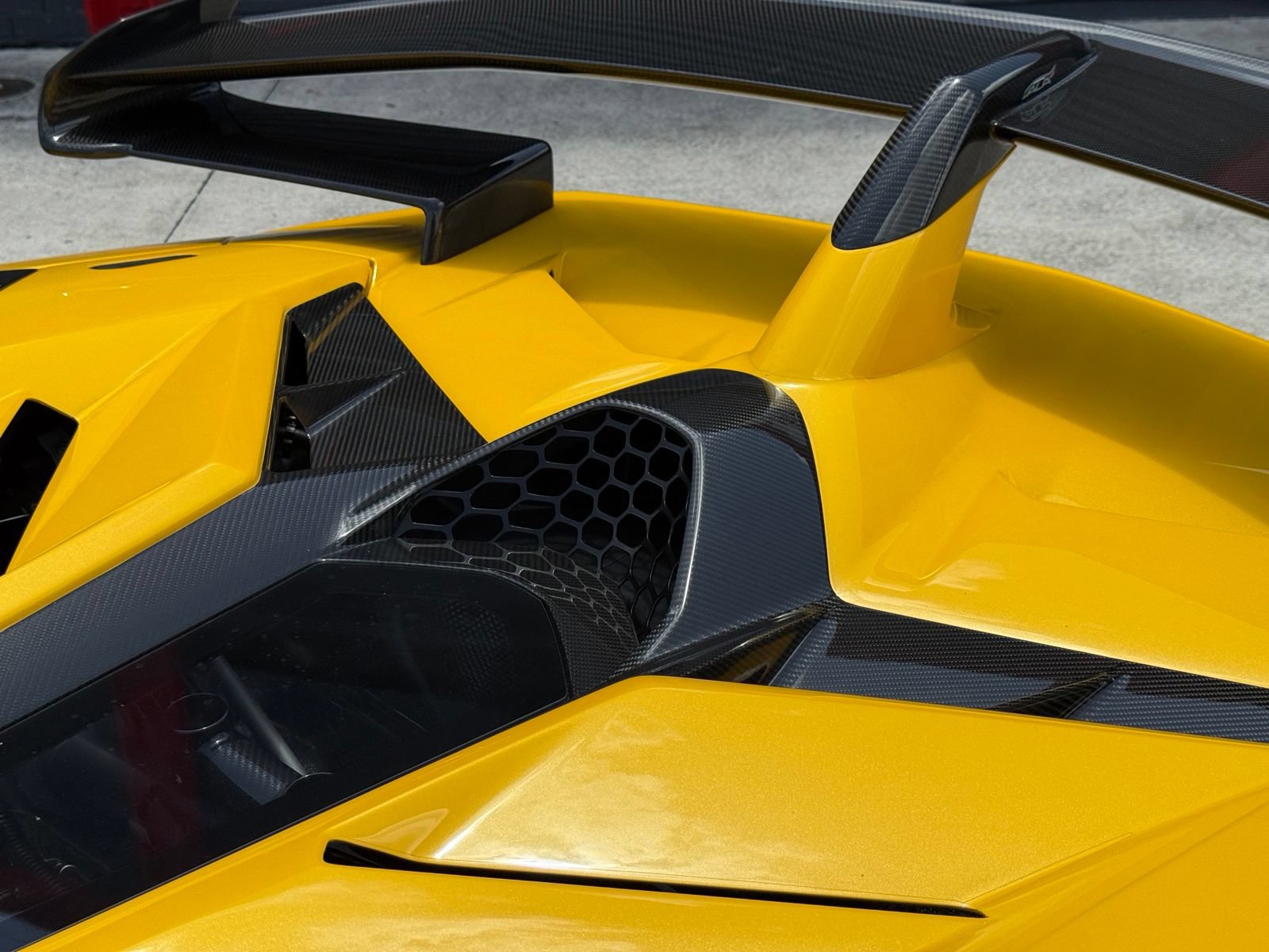Used 2021 Lamborghini Aventador SVJ AWD/4WD image 78