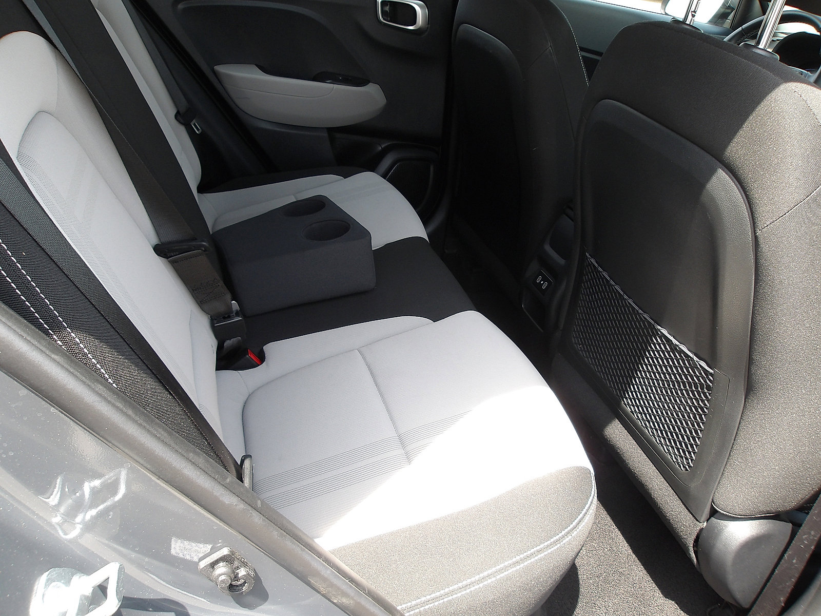 Certified 2024 Hyundai Venue SEL FWD image 10