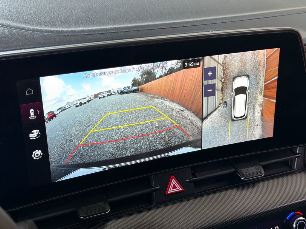 Used 2024 Kia Sportage SX image 9