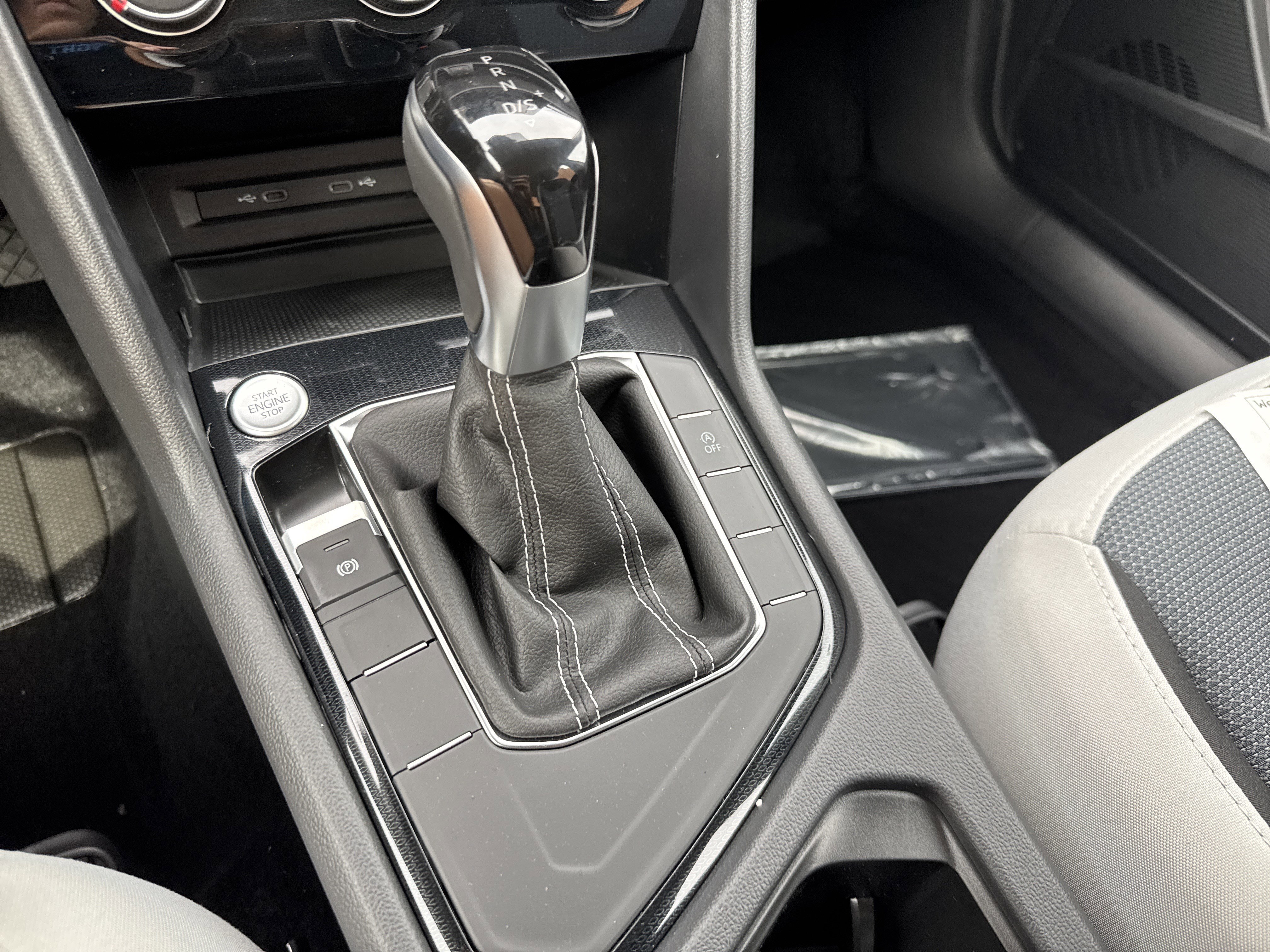 New 2025 Volkswagen Taos S image 10