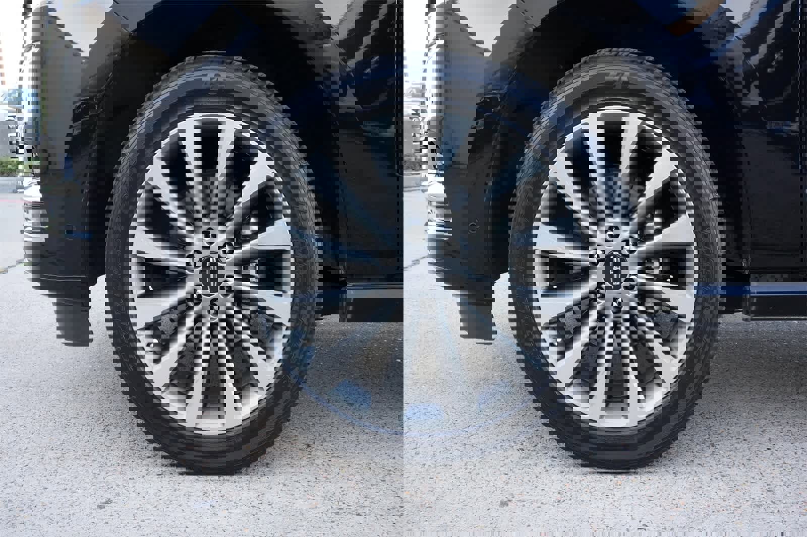 Used 2020 Lincoln Navigator L Reserve w/ Luxury Package image 25