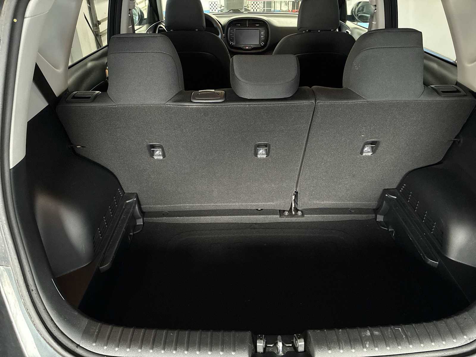Used 2024 Kia Soul LX w/ Option Group 015 image 18