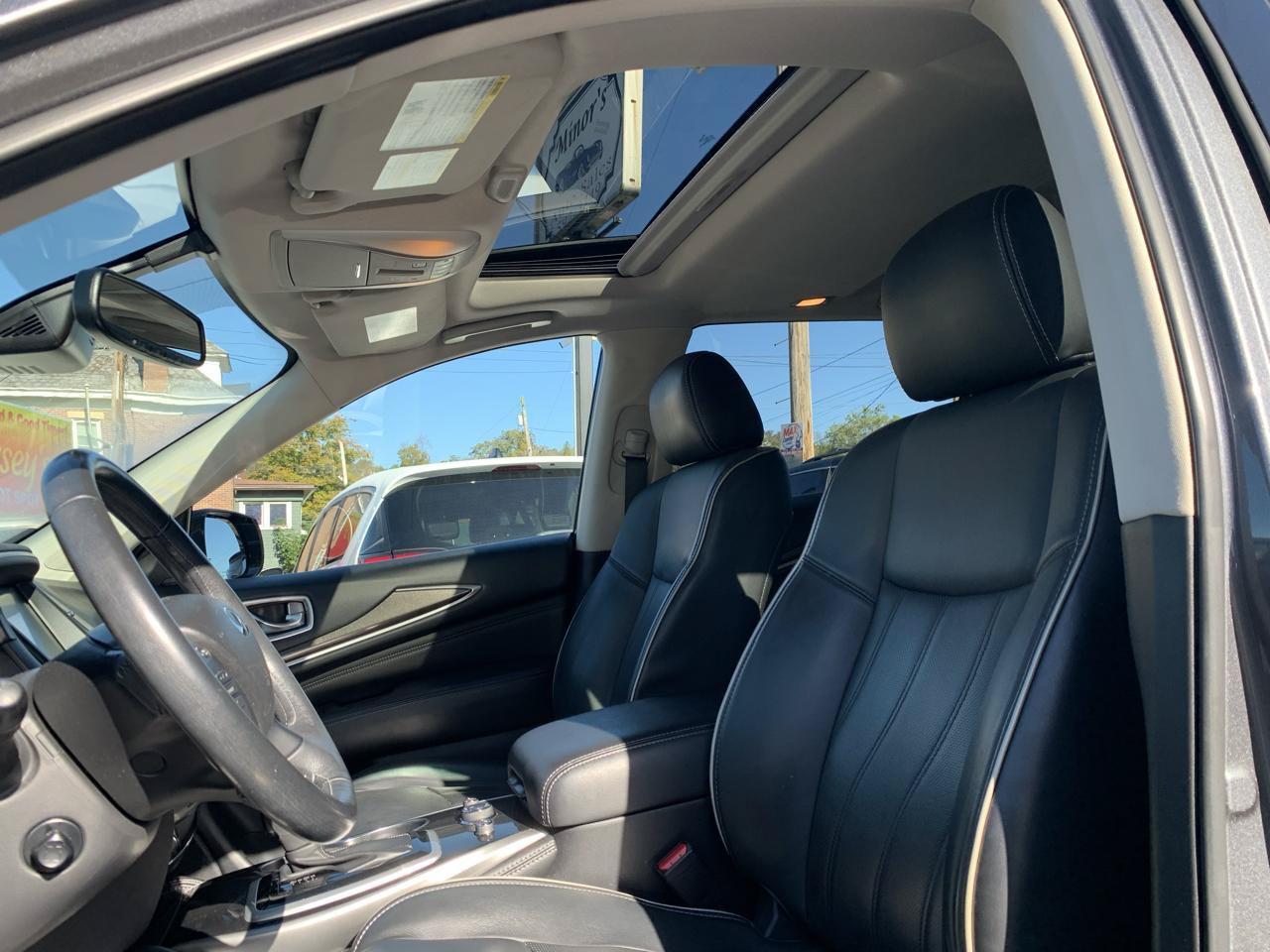 Used 2019 INFINITI QX60 Luxe w/ Essential Package AWD/4WD image 17