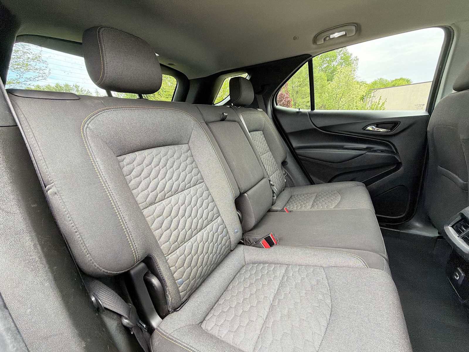 Used 2020 Chevrolet Equinox LT FWD image 17