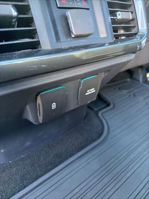 Used 2023 Ford F150 Lariat w/ Equipment Group 502A High image 32