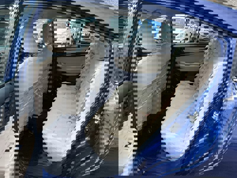 Used 2015 Subaru Legacy 2.5i image 9