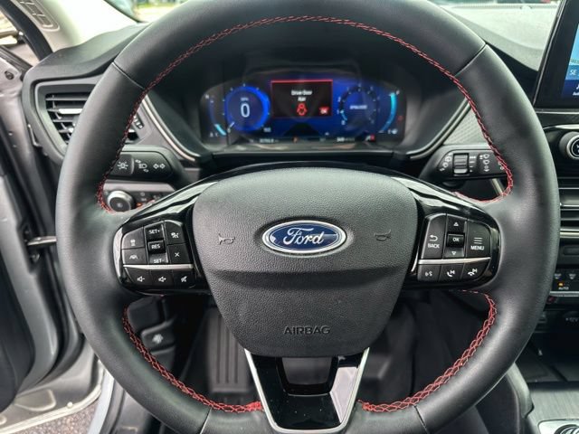 Used 2022 Ford Escape SEL w/ SEL Stealth AWD Package image 15