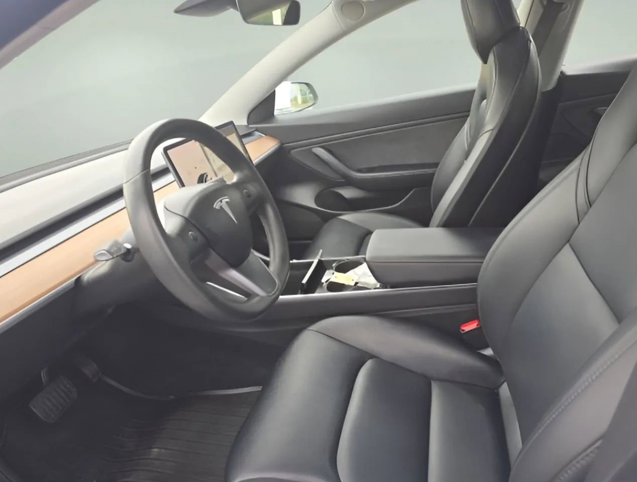 Used 2018 Tesla Model 3 Long Range AWD/4WD image 10