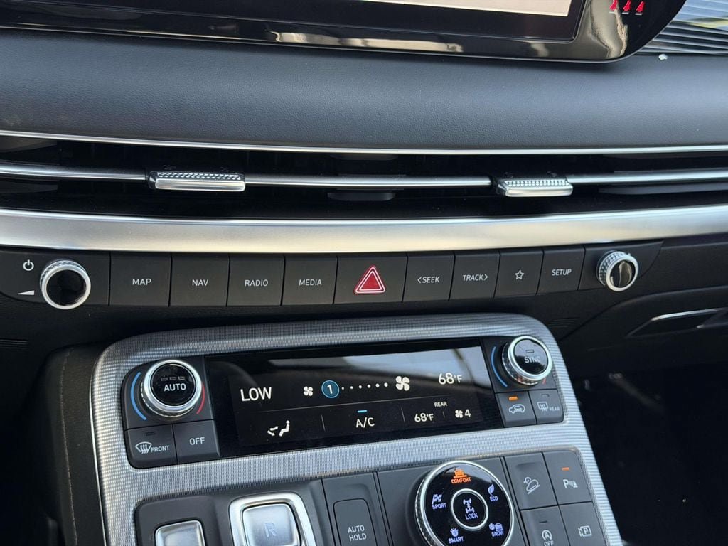 Used 2023 Hyundai Palisade Calligraphy AWD/4WD image 5