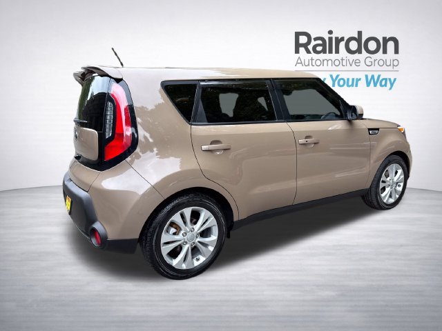 Used 2015 Kia Soul + w/ Primo Package FWD image 7