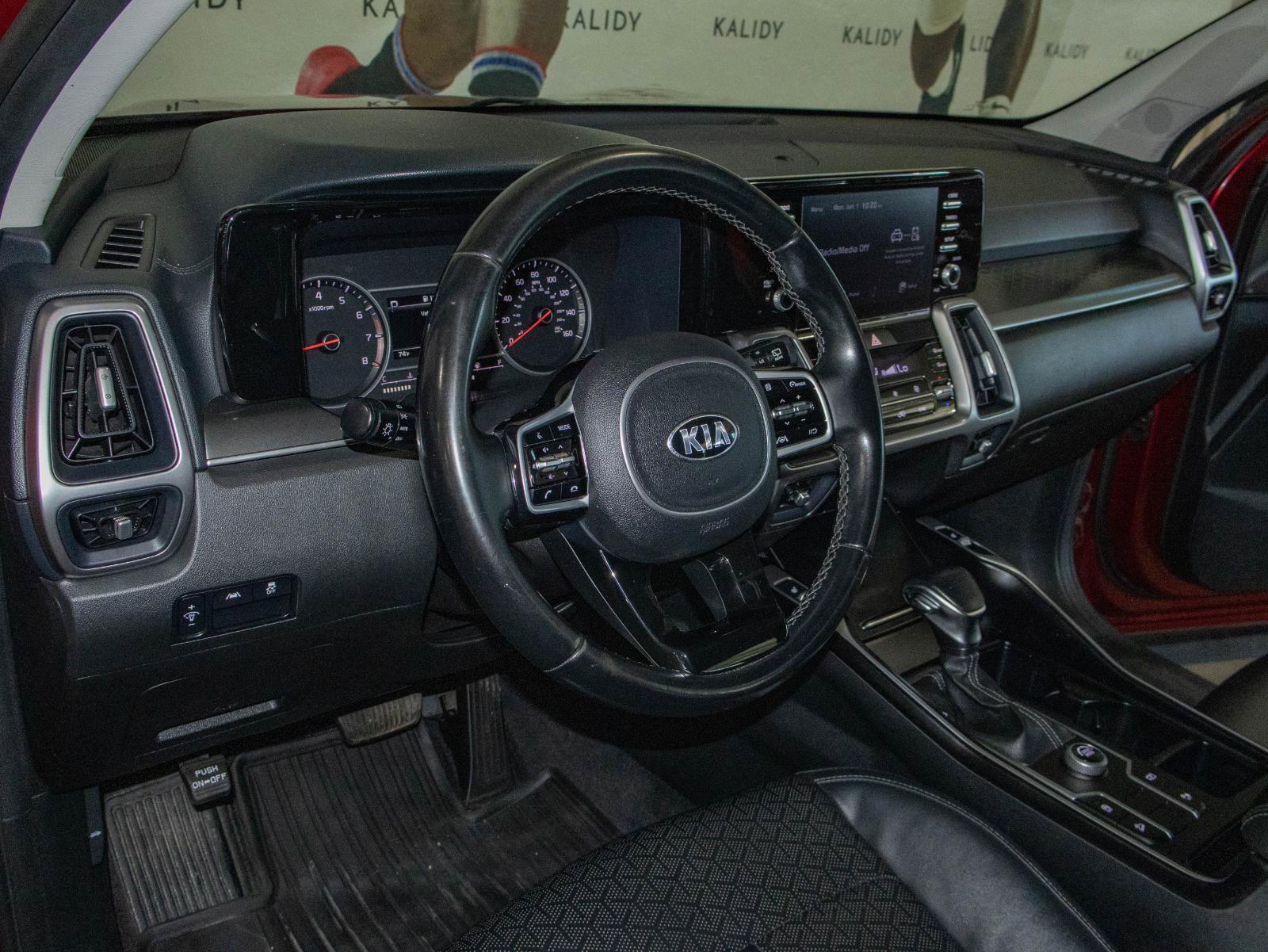 Used 2021 Kia Sorento S w/ Panoramic Sunroof Package FWD image 5